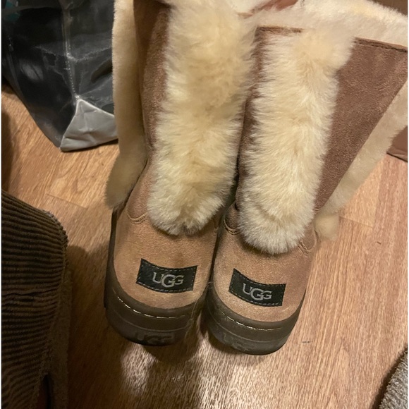 Fur Ugg boots - Picture 4 of 7